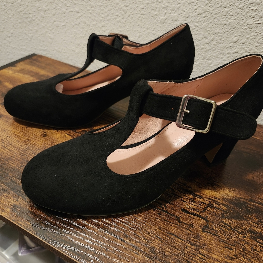 NWOT Velvet Black Women's T-Strap Heels